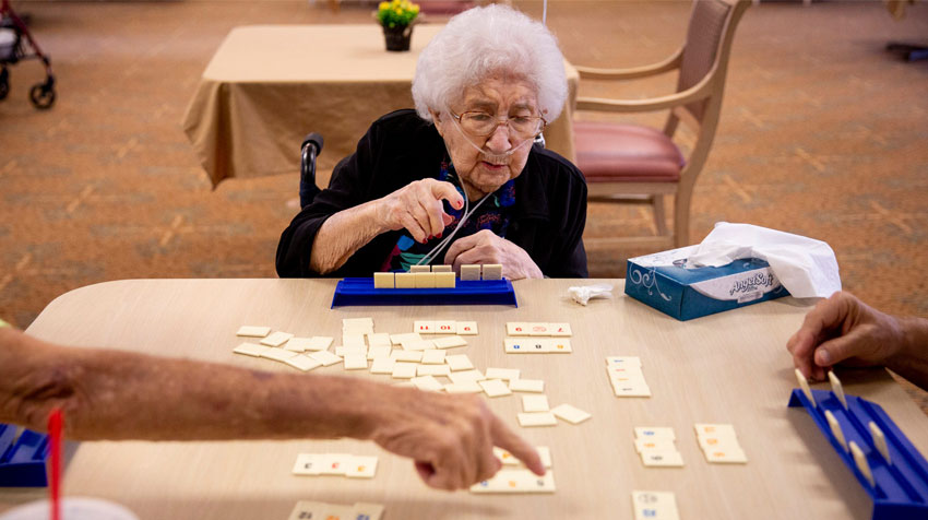 پازل و بازی های رومیزی برای افراد مسن